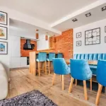 Close-chic - Cozy And Bright - Great Location &swietej Barbary Apartment Gdansk