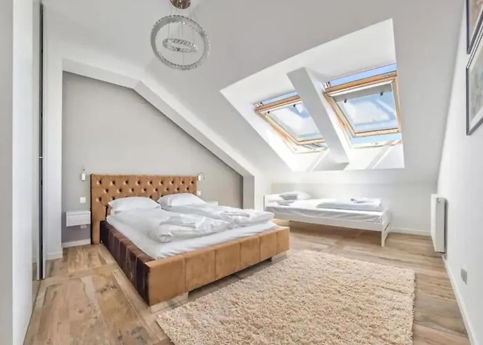 Daire Close-chic - Cozy And Bright - Great Location &swietej Barbary *